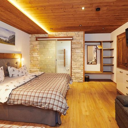 Wildbach Apartments ノイシュティフト・イム・シュトゥーバイタール エクステリア 写真