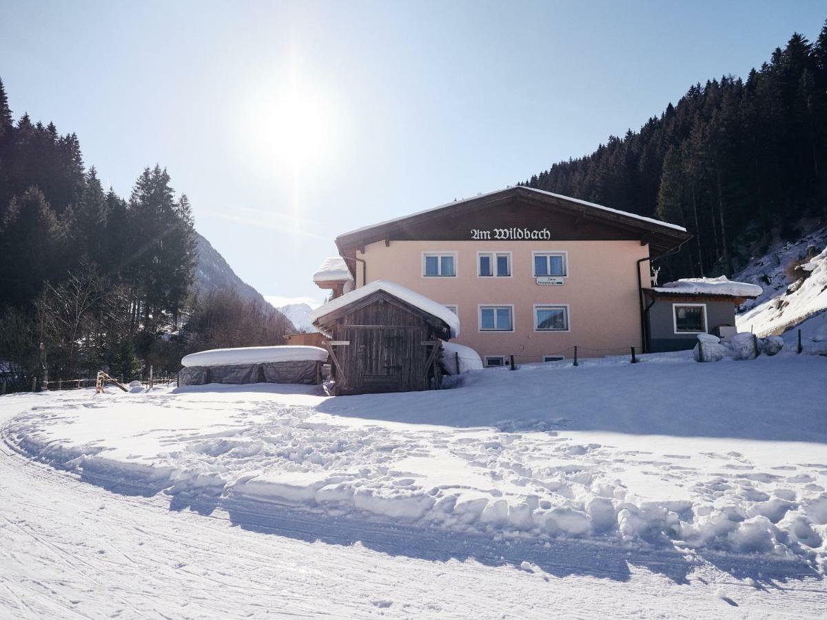 Wildbach Apartments ノイシュティフト・イム・シュトゥーバイタール エクステリア 写真